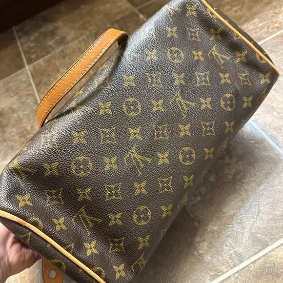 LV Montorgueil PM - Picture 3 of 16